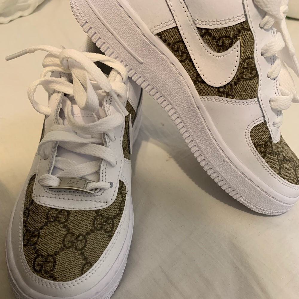 Gucci sneakers